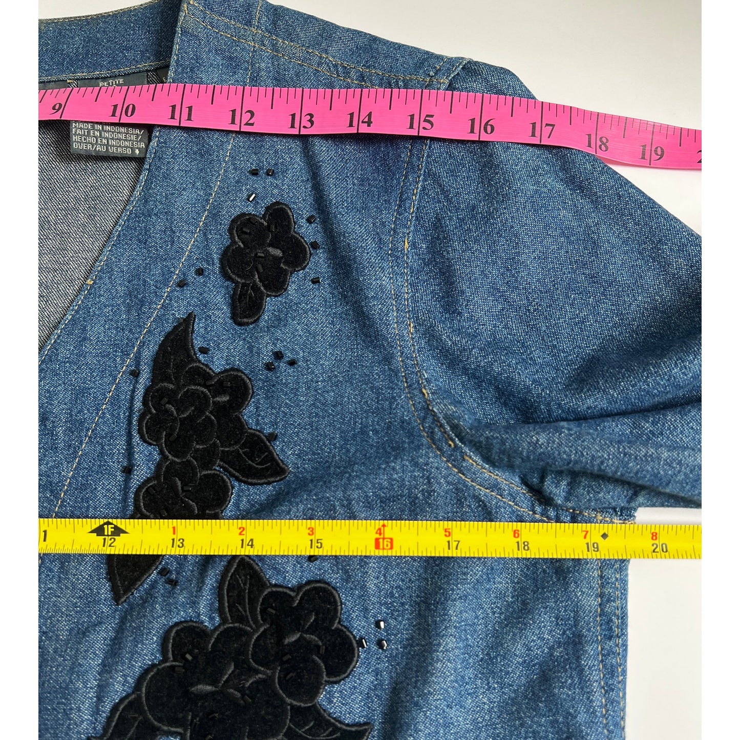 Vntg Y2K Lizwear Petite Liza Claiborne Denim Cropped Jacket