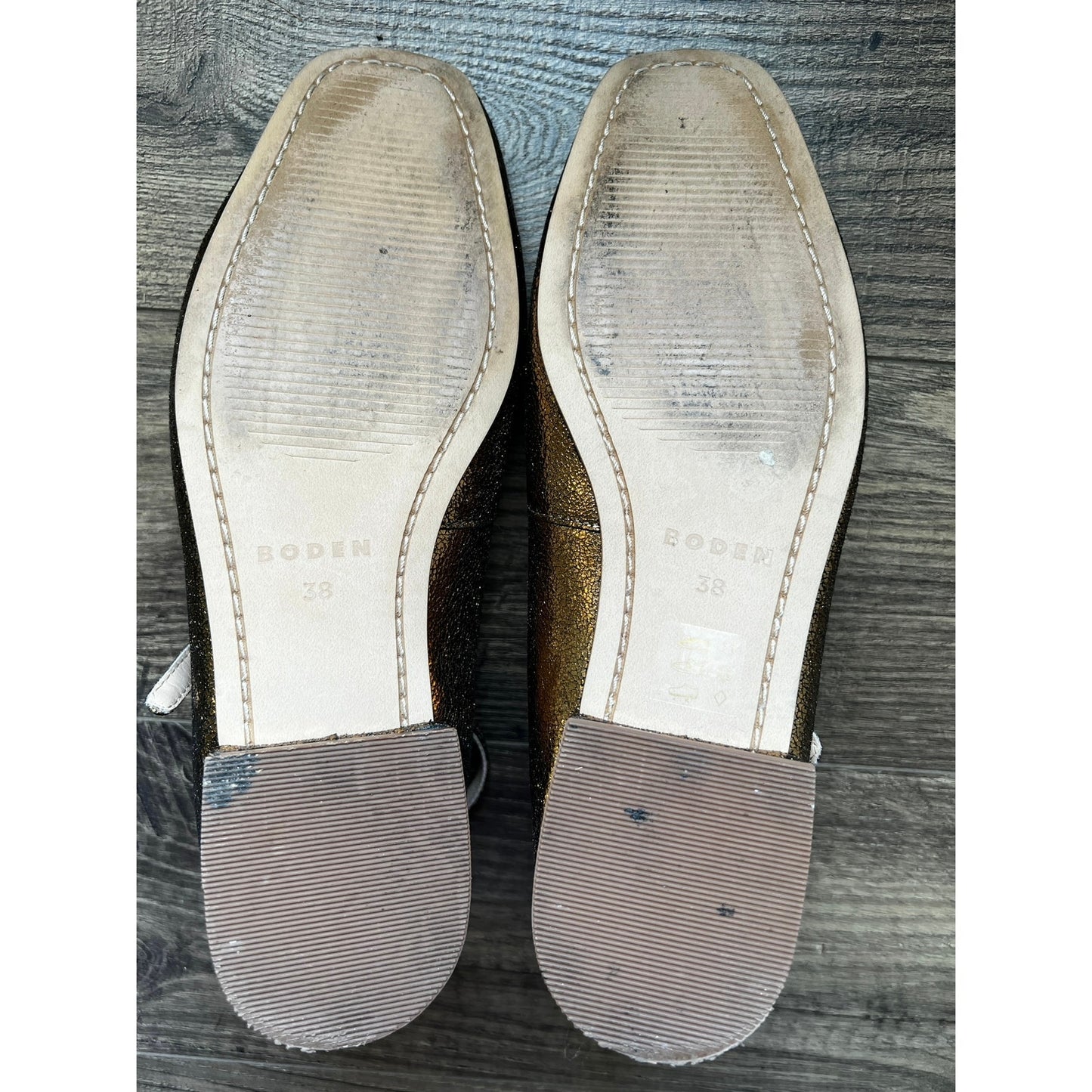 Boden Gold Cracked Leather Ankle Strap Mary Jane Flats 7