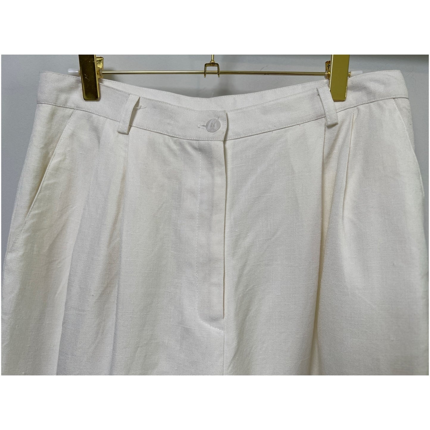Talbots Petites Ivory Pleated Front Linen Blend Shorts/14P