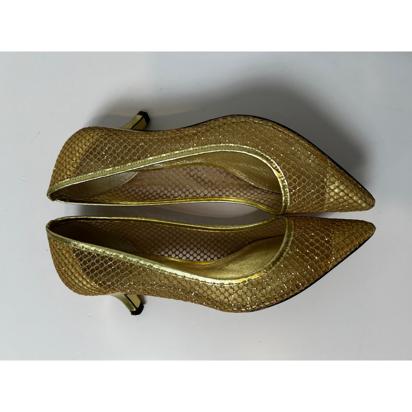 Adrianna Papell Pointed-Toe Gold Mesh Kitten Heel 6M