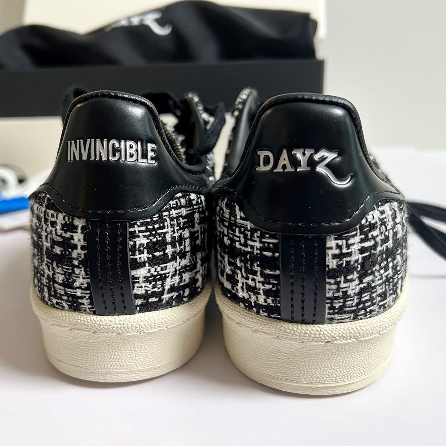 Adidas x DayZ x Invincible Tweed Campus Sneakers/M7.5/W9