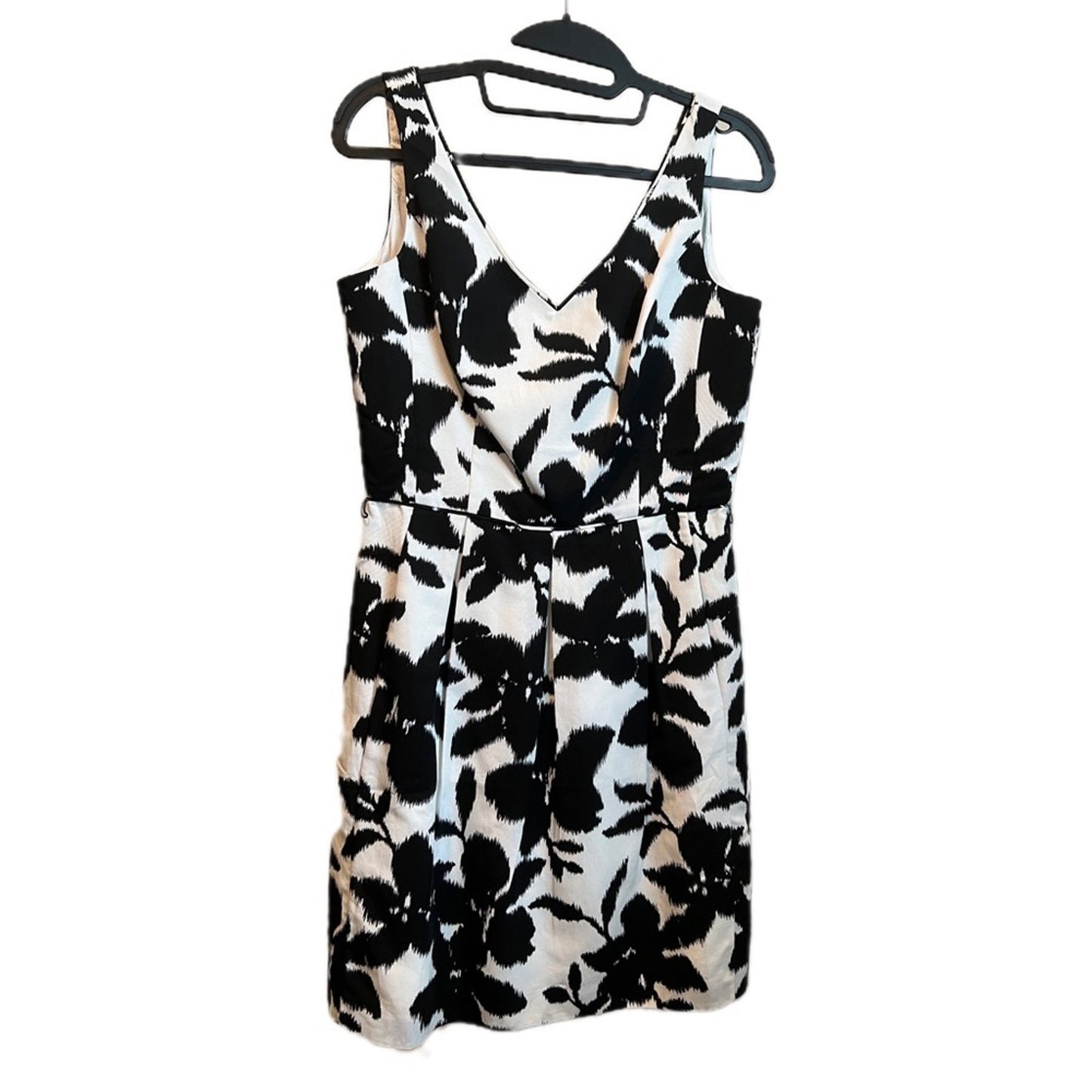 White House/Black Market Floral Black & White Mini Cocktail Dress w/ Pockets 4